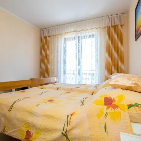Fuer 3 Personen Ca 35 Qm In Njivice, Kvarner Bucht Krk Apartman Njivice