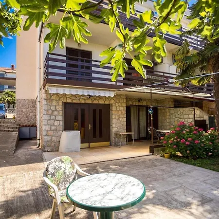 Fuer 3 Personen Ca 35 Qm In Njivice, Kvarner Bucht Krk Apartman *