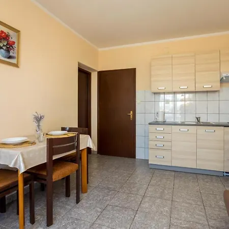 Fuer 3 Personen Ca 35 Qm In Njivice, Kvarner Bucht Krk