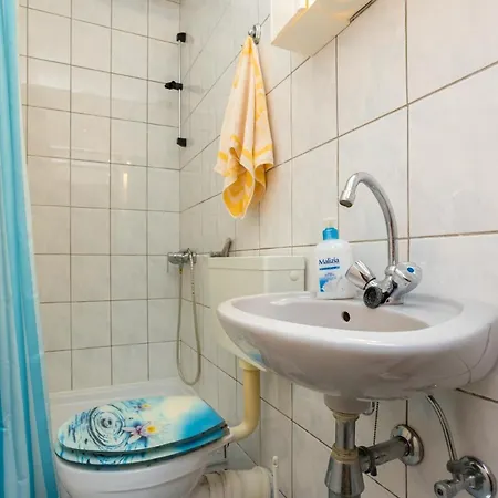Fuer 3 Personen Ca 35 Qm In Njivice, Kvarner Bucht Krk Apartment