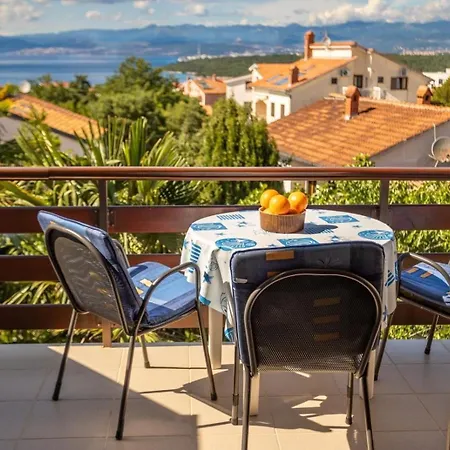 Apartment Fuer 3 Personen Ca 35 Qm In Njivice, Kvarner Bucht Krk